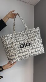 کیف دوشی زنانه تت بگ طرح الو
