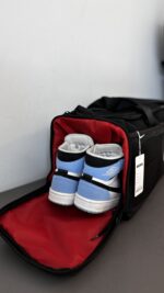 ساک تفکیکی جاکفشی دار (جای لباس خیس) کد:6066 - 3